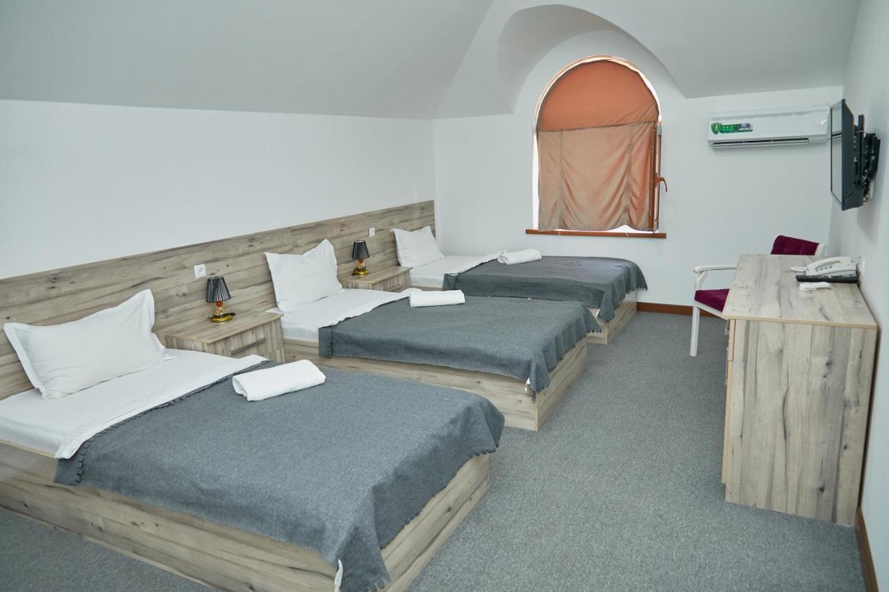 Hotel Muqaddas Szamarkand Kültér fotó
