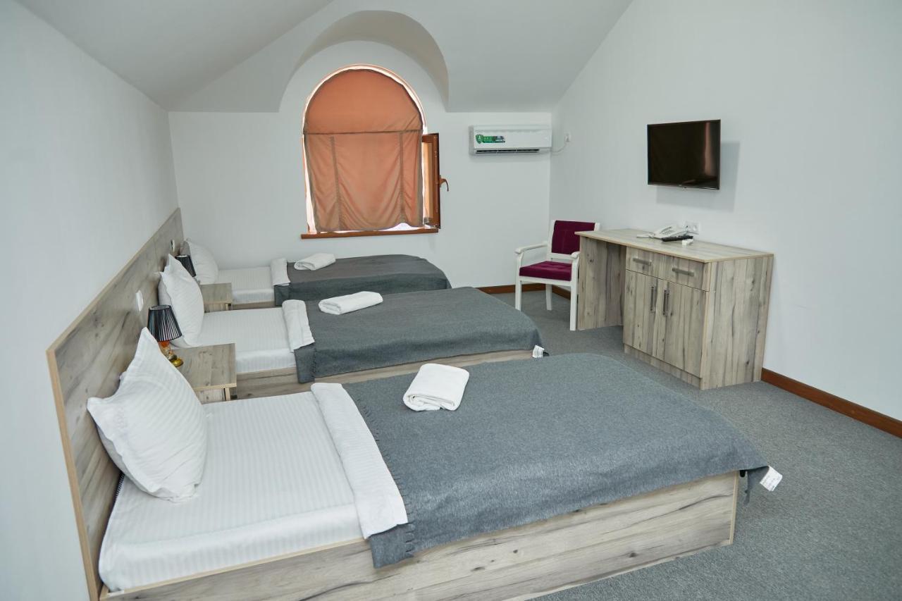 Hotel Muqaddas Szamarkand Kültér fotó