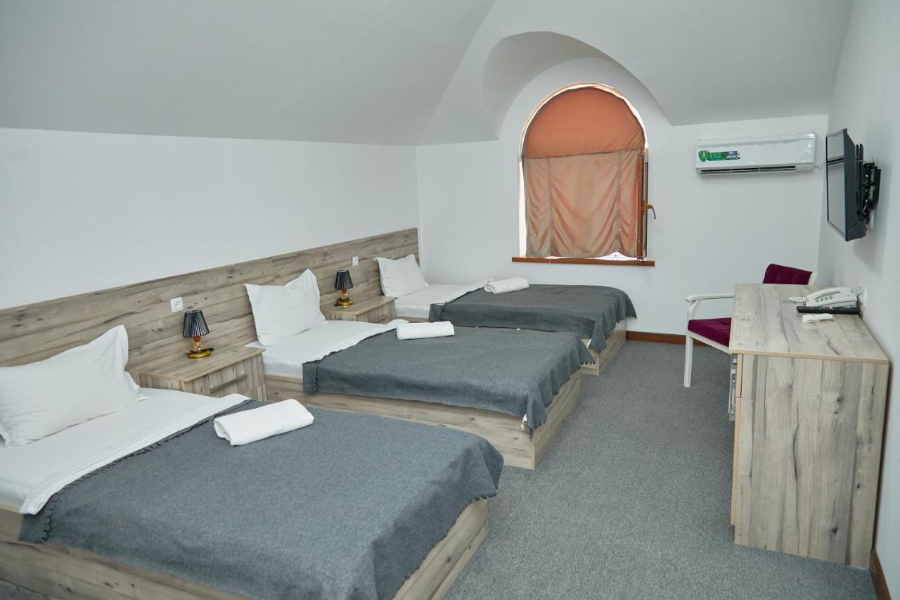 Hotel Muqaddas Szamarkand Kültér fotó