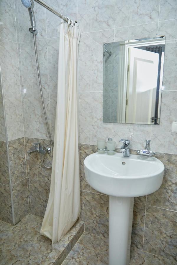 Hotel Muqaddas Szamarkand Kültér fotó