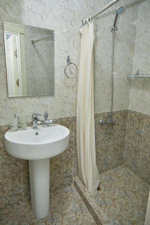 Hotel Muqaddas Szamarkand Kültér fotó